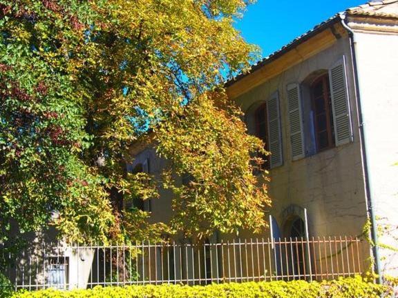 Bed and Breakfast La Maison Des Marronniers Uzès Exterior foto