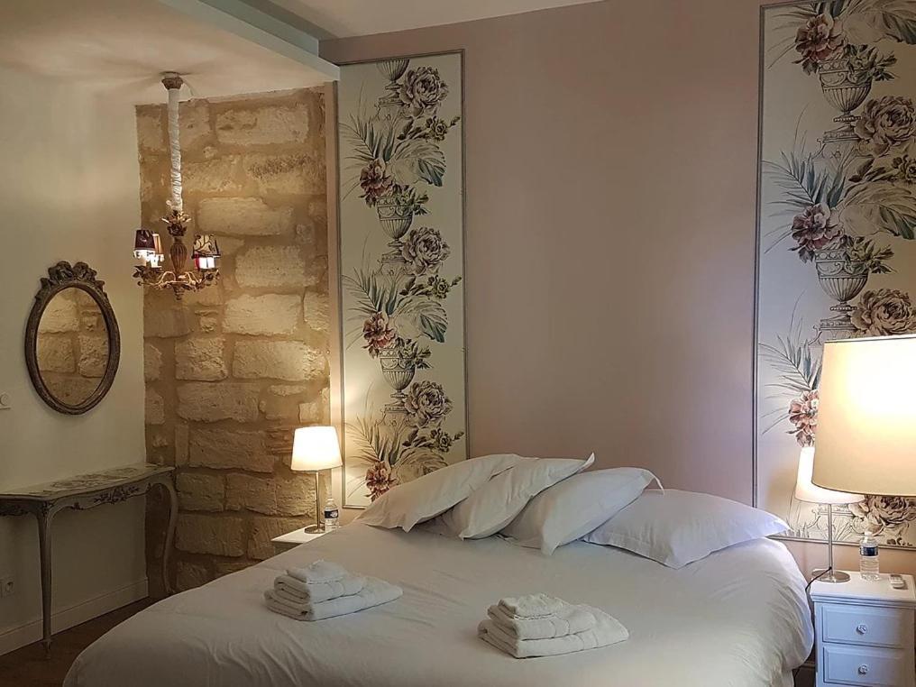 Bed and Breakfast La Maison Des Marronniers Uzès Zimmer foto